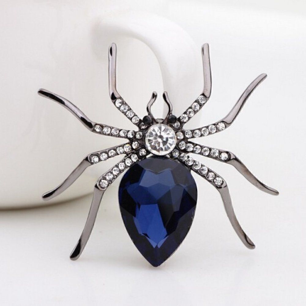 CRYSTAL SPIDER BROOCH  